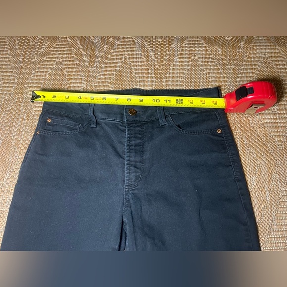 NYDJ Women's Black Cropped Denim Jeans, Size 6 - Picture 6 of 10